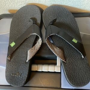 Sanuk flip flops